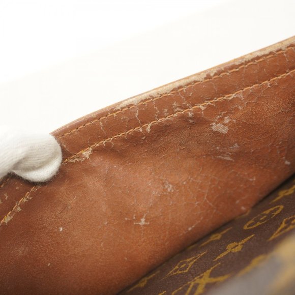 LOUIS VUITTON Brown Monogram Shoulder Bag - Picture 6 of 16